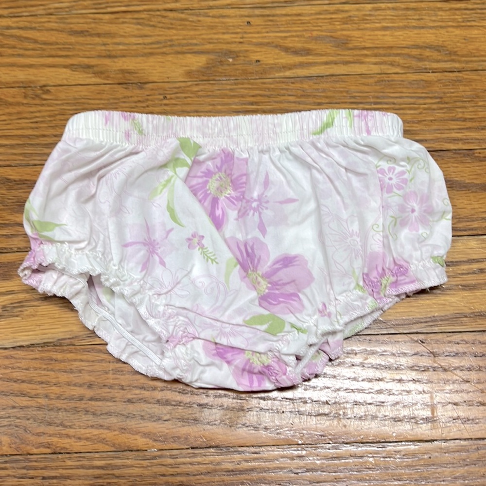 🦄$1 add on🦄 KOALA BABY | white/lilac floral diaper cover